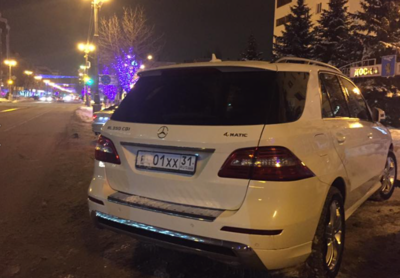 В Белгороде начали штрафовать водителей, которые закрывают номер машины снегом