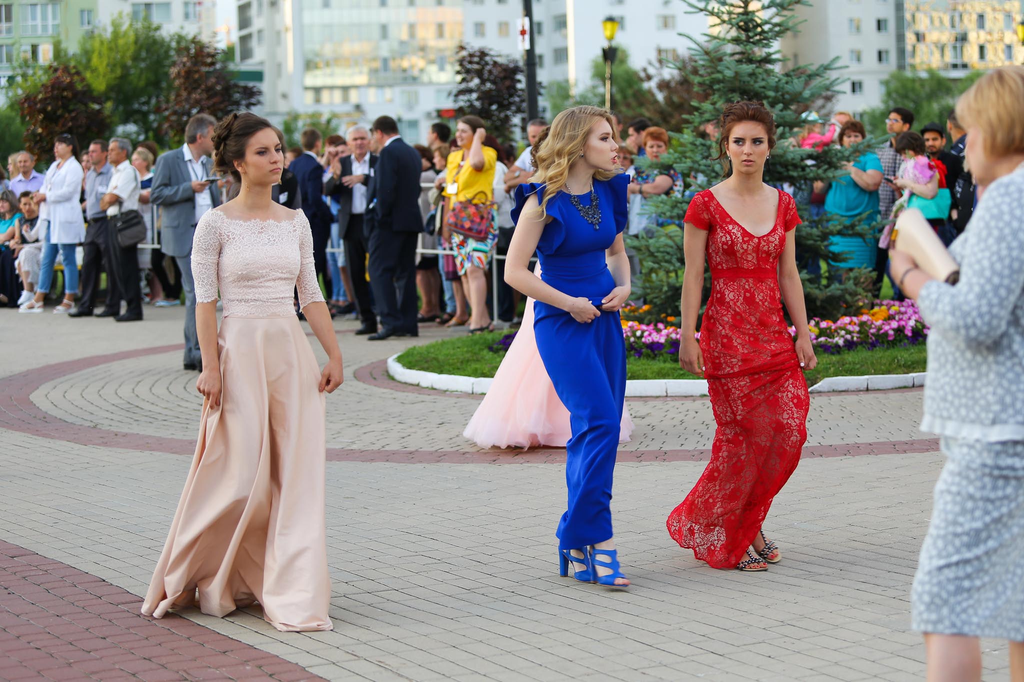 Где Купить Выпускное Платье В Омске
