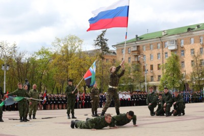 Парад военно-патриотических клубов на Соборной площади-2016