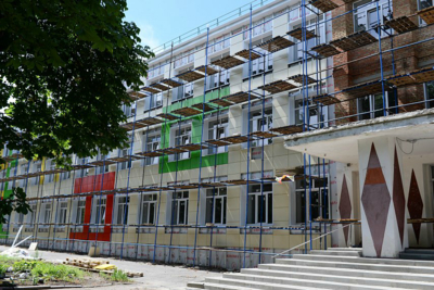 Металлоинвест выделил 73 миллиона рублей на завершение капитального ремонта губкинской гимназии №6*