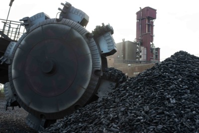 На Лебединском ГОКе выпустили 40-миллионную тонну брикетов железной руды. Их бы хватило 20 раз опоясать Землю по экватору!* 