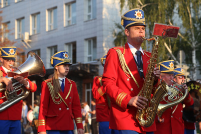 Марш-парад духовых оркестров в центре Белгорода