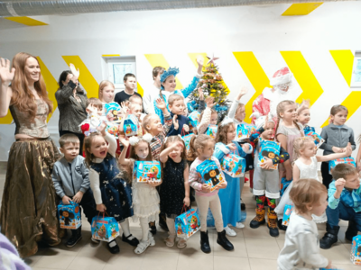 В Белгороде проводят благотворительные утренники для детей беженцев