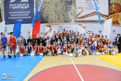 Международный турнир по греко-римской борьбе в Белгороде собрал более 250 участников*