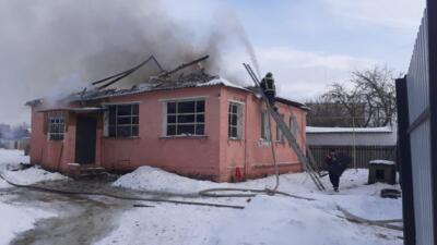 ​В Валуйках пожарные спасли мужчину, который не мог выйти из дома