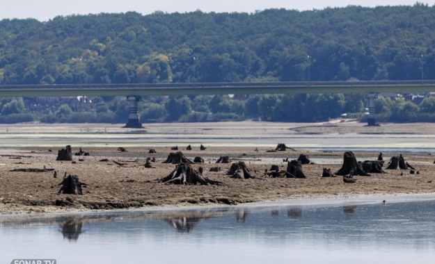 Фотограф запечатлел обмелевшее из-за атаки ВСУ Белгородское водохранилище