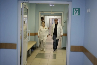 Александр Шуваев навестил в белгородской детской больнице раненых детей