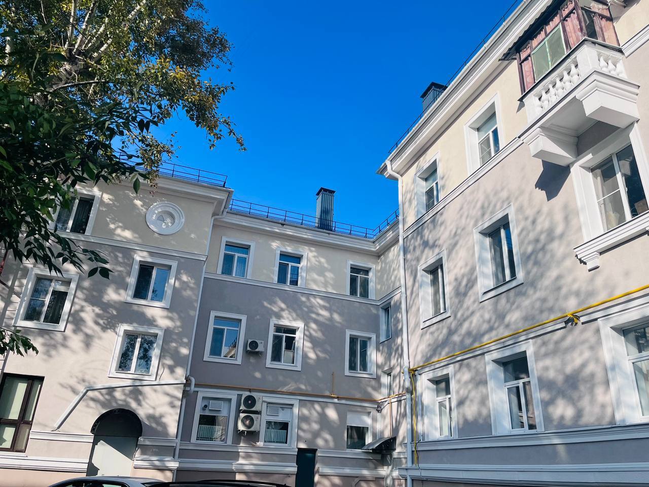 «Наш дом изуродован». Почему жильцы дома в центре Белгорода не довольны сделанным капремонтом