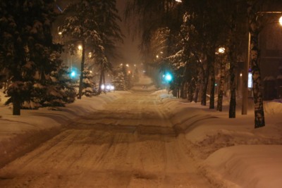 За сутки в Белгороде вывезли 3 тысячи кубометров снега. Куда обращаться, чтобы убрали и ваш двор 