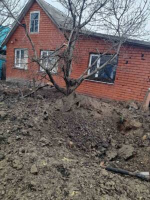 Рядом с жилым домом в Вознесеновке приземлился снаряд