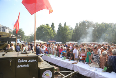 ​В Белгороде установили рекорд России по приготовлению каши