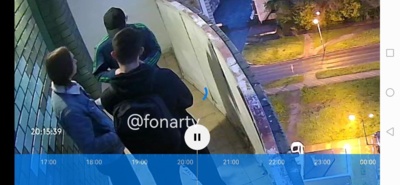 В Белгороде трое парней с муляжом оружия пытались забраться на крышу многоэтажки