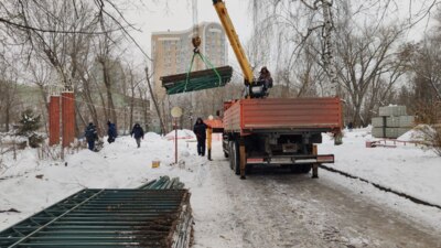 Из Центрального парка Белгорода вывозят «Лунопарк» Александра Каракулова