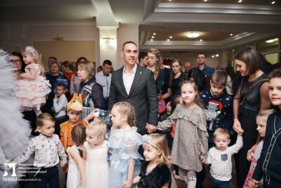 Профсоюз «Правда» организовал новогодние утренники для 2,5 тысячи маленьких белгородцев*