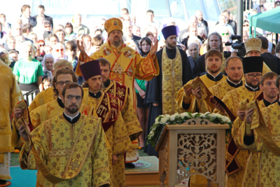 Божественная литургия на 20-летие Белгородской и Старооскольской епархии