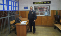 Максим Жерновой, старший лейтенант полиции, участковый уполномоченный ОМВД по Краснояружскому району. В должности работает с 2013 года. Фото из личного архива