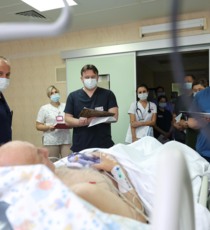 ​«Те, кто держат дыхание жизни». Как белгородские анестезиологи на работе отмечают свой профессиональный праздник