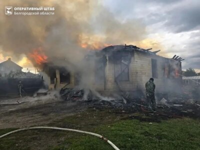 В Белгороде от дрона ВСУ сгорел частный дом [обновлено]