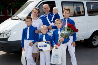 В областном конкурсе «Крепка семья — крепка Россия» выиграла семья работника Стойленского ГОКа