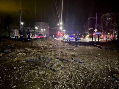 Из-за взрыва в Белгороде пострадала многоэтажка и автомобили [обновлено]
