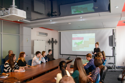 В Белгородской и Курской областях 20 выпускников вузов трудоустроили по проекту «Молодой специалист»​