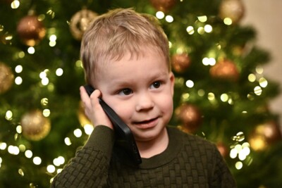 В России снова открылась горячая линия Деда Мороза