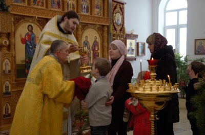 В Старом Осколе более 20 детей ходят на адаптированные богослужения для инвалидов 