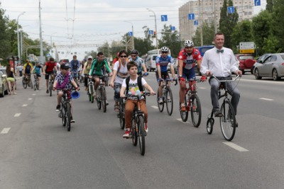 Губернатор порекомендовал мэру Белгорода ориентироваться на велосипедный опыт валуйского села