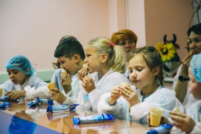 Воспитанники Разуменского дома детства побывали с экскурсией на Белгородском хладокомбинате