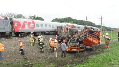 Бригаду поезда, столкнувшегося с грузовиком, признали невиновной в аварии