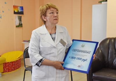 Фонд «Святое Белогорье против детского рака» передал миллион рублей на лечение онкобольных детей