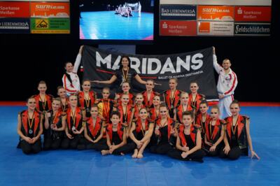 Коллектив «Мариданс» поздравил белгородских танцоров с профессиональным праздником