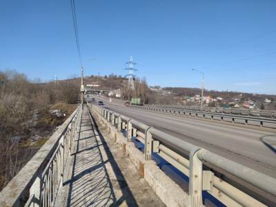 В Белгороде начали ремонтировать мост на Студенческой