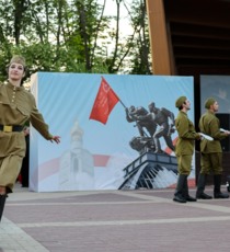 В Белгороде провели бал Победы