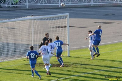 Футболисты «Энергомаша» победили в последнем домашнем матче сезона
