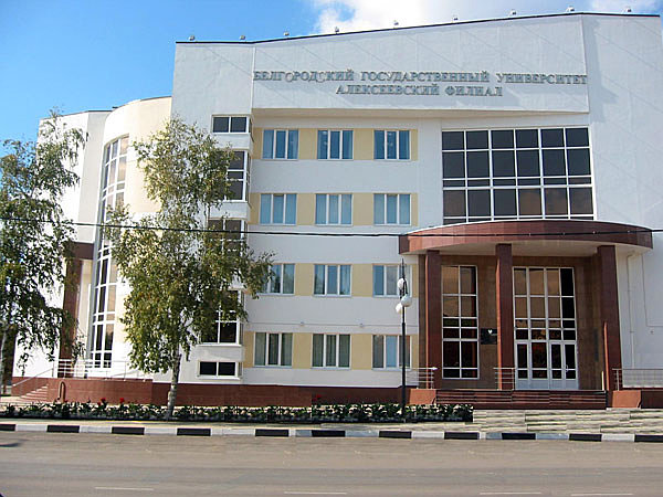 Порнодағы Ким 5 Ерлі-зайыптылармен жыныстық қатынас