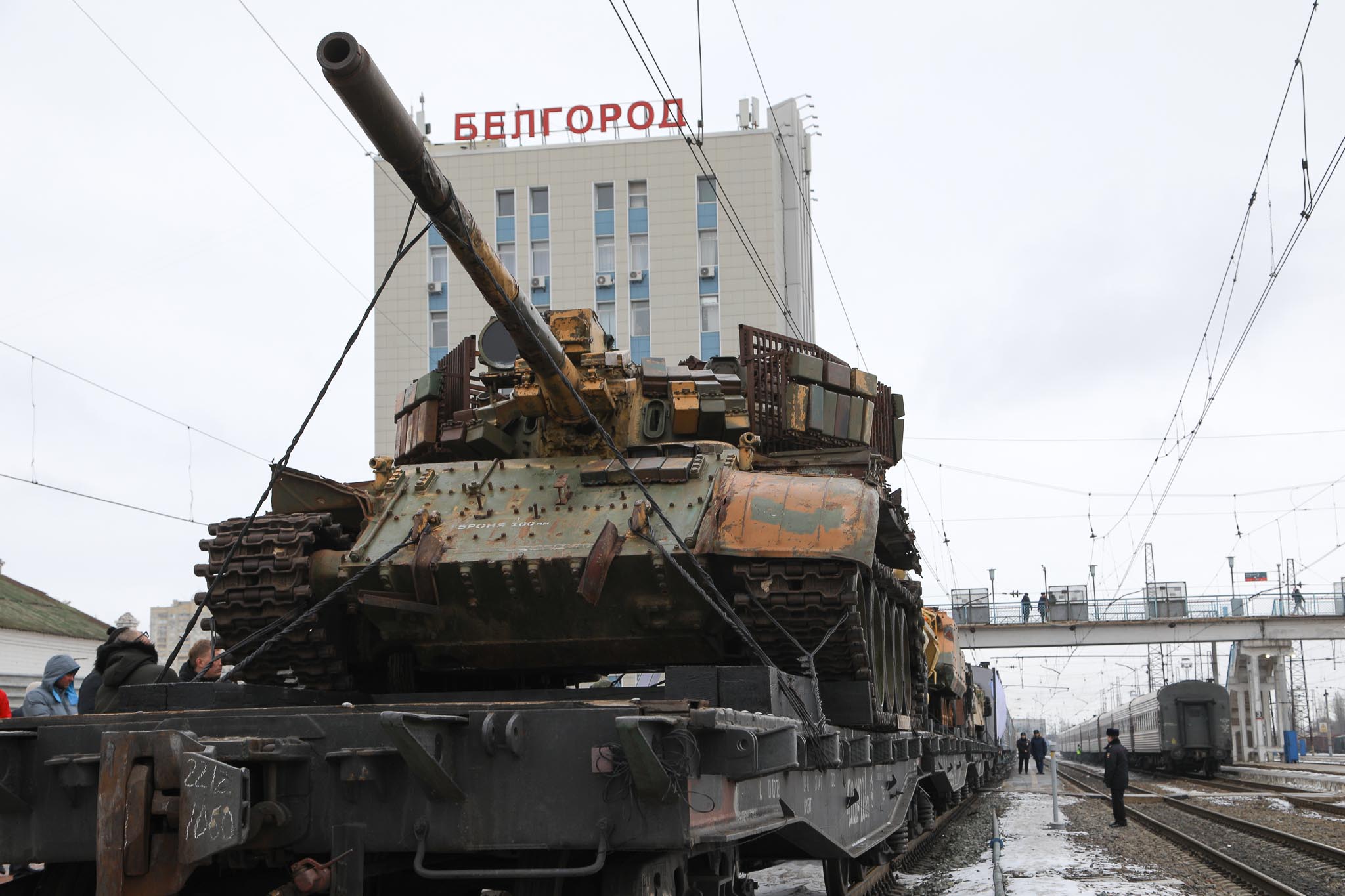 В Белгород привезут захваченную в Сирии военную технику и оружие. На  «агитпоезде» из 18 вагонов! — FONAR.TV