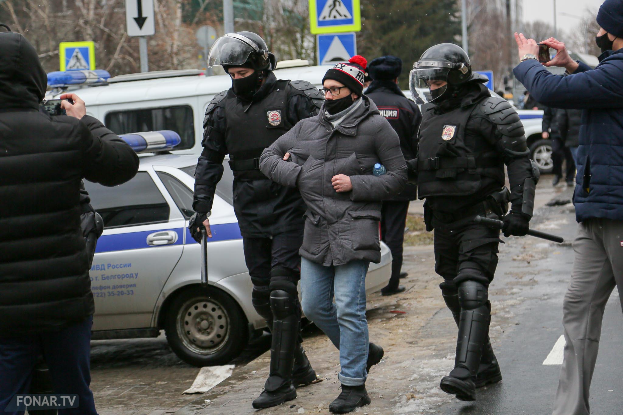 Протесты в Белгороде. Задержание в Белгороде вчера. Акция протеста в Хмельницком. Белгород задержали иностранного.