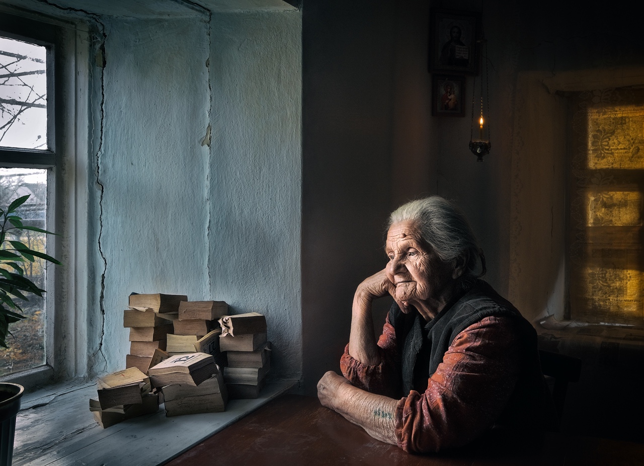 Номинация «Портрет», первое место — Андрей Смольников (Ставрополь), «Выжившая в Освенциме и Дахау №45303»