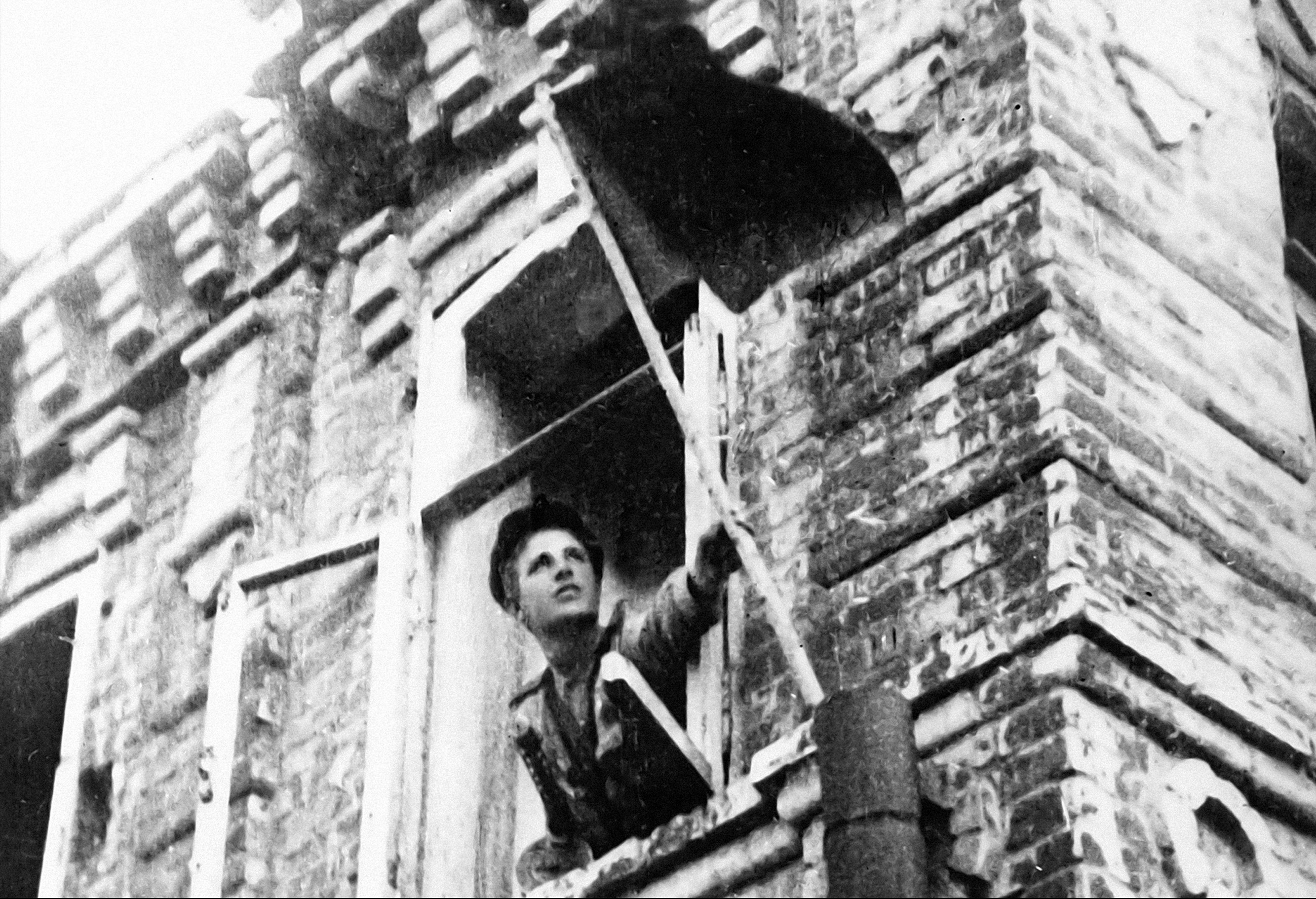 «Дом когда-нибудь рухнет сам». Что представляет из себя дом в Белгороде, где 5 августа 1943 года водрузили Знамя Победы